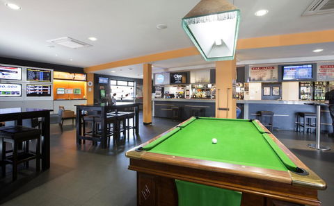 Mowbray Hotel - Darwin Holiday 1
