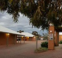 Mud Hut Motel - Darwin Holiday
