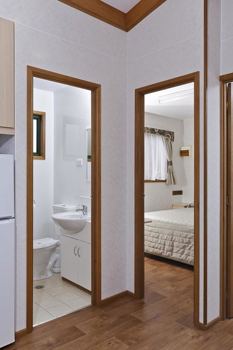 Mudgee Holiday Park - Darwin Holiday 3