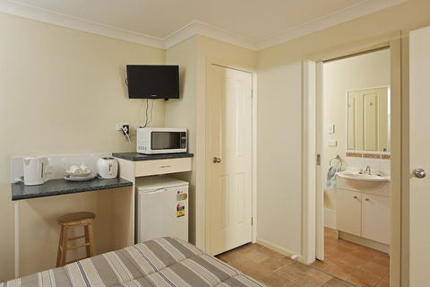 Mudgee Valley Park - Darwin Holiday 1