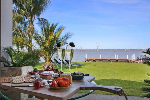 Mulwala 105 - Water Lovers Paradise - Darwin Holiday 0