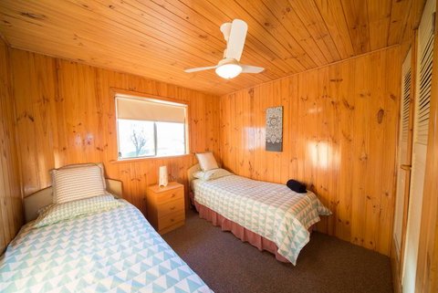 Mundic Waterfront Cottages - Darwin Holiday 3