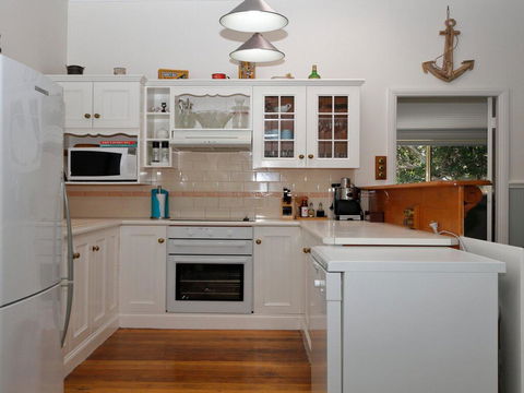 Myall Riverfront Home - Darwin Holiday 3