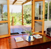 Nagoondie Studio - Darwin Holiday