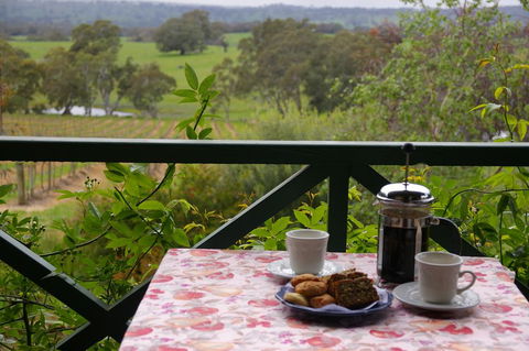 Naimanya Cottage - Darwin Holiday 1