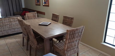 Nautilus Holiday Apartments - Darwin Holiday 2