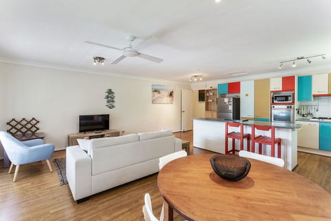 Navala Avenue, 6 - Darwin Holiday 0