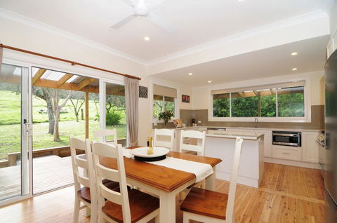 Nellsville Cottage - Kangaroo Valley - Darwin Holiday 3