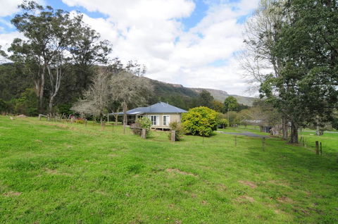 Nellsville Cottage - Kangaroo Valley - Darwin Holiday 1