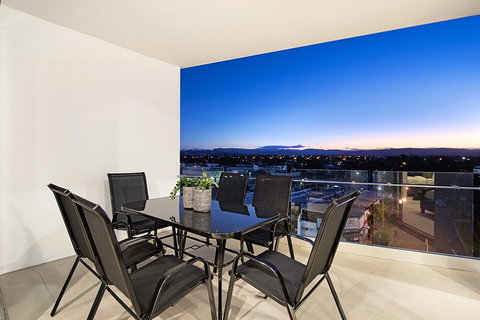 NEO Apartments Mermaid Beach - Darwin Holiday 3