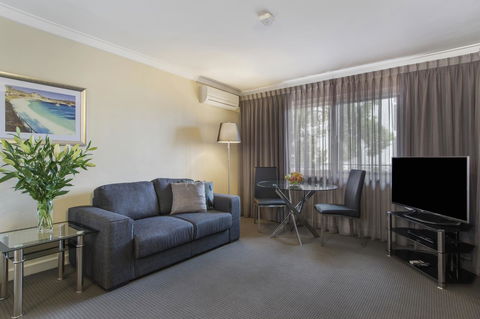 The Peninsula Riverside Serviced Apartments - Darwin Holiday 28