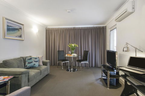 The Peninsula Riverside Serviced Apartments - Darwin Holiday 31