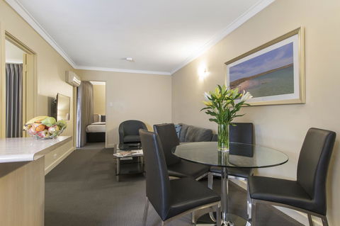The Peninsula Riverside Serviced Apartments - Darwin Holiday 20