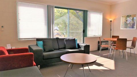 Dowler Apartments Subiaco - Darwin Holiday 8