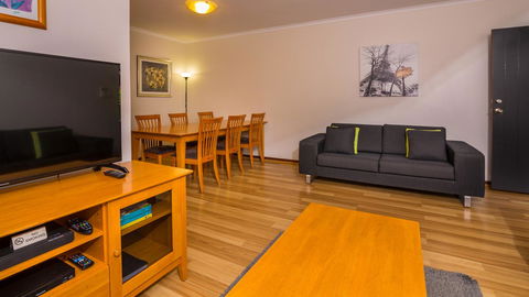 Dowler Apartments Subiaco - Darwin Holiday 5