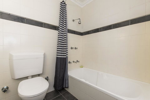 Subiaco Village 30 - Darwin Holiday 16