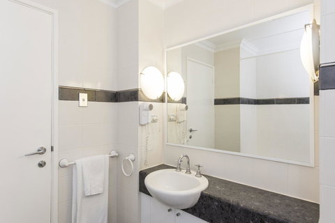 Subiaco Village 30 - Darwin Holiday 15