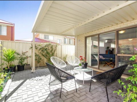 Holiday Home Near Perth City / Airport / Stadium / Casino - Darwin Holiday 18