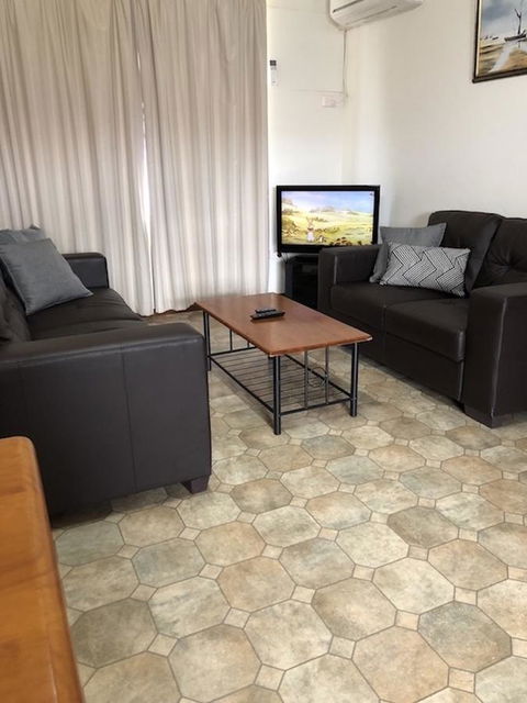 Augusta Escape Holiday Units - Darwin Holiday 20