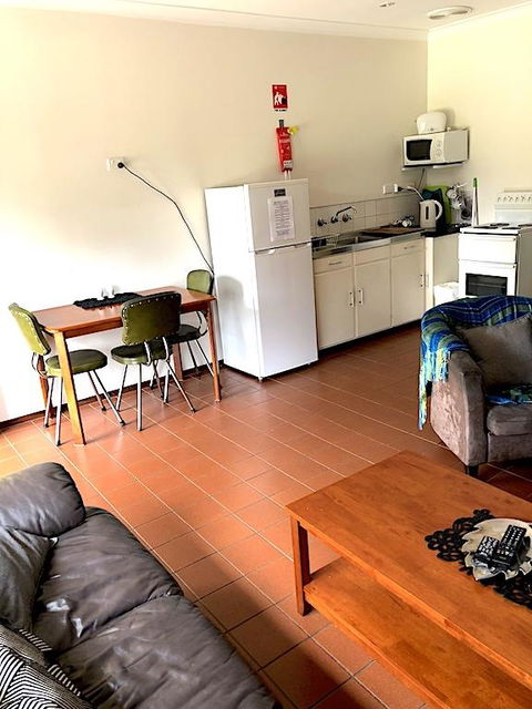 Augusta Escape Holiday Units - Darwin Holiday 16
