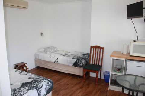 Busselton Ithaca Motel - Darwin Holiday 32