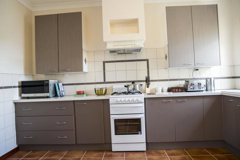 Spencer Cottage - Darwin Holiday 7