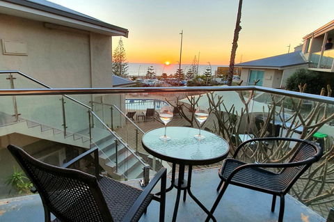 Scarborough Beach Front Resort - Shell Ten - Darwin Holiday 7