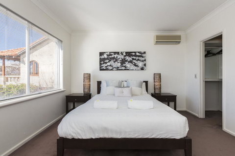 Cottesloe Beach House II - Darwin Holiday 27