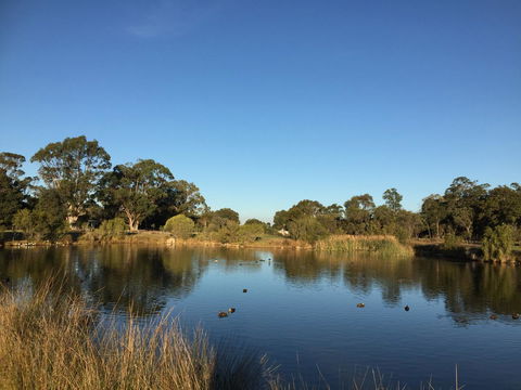 Lakeside Views - Darwin Holiday 18