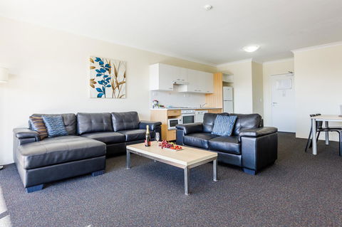 Perth Ascot Central Apartment Hotel Official - Darwin Holiday 1