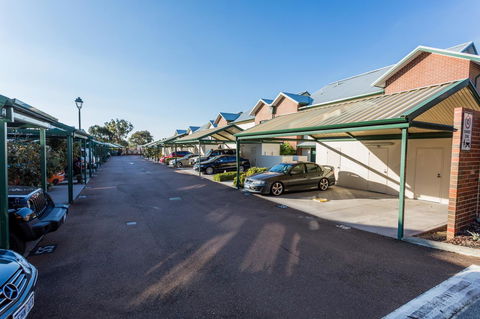 Perth Ascot Central Apartment Hotel Official - Darwin Holiday 6