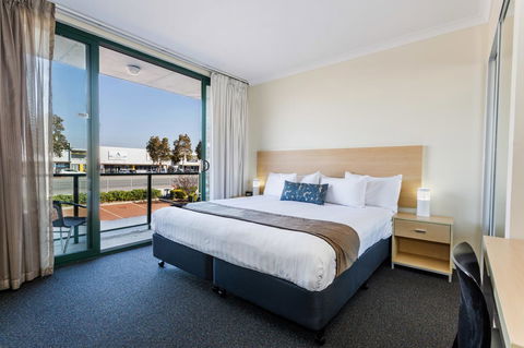 Perth Ascot Central Apartment Hotel Official - Darwin Holiday 9