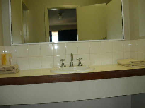 Albany Apartments - Darwin Holiday 14