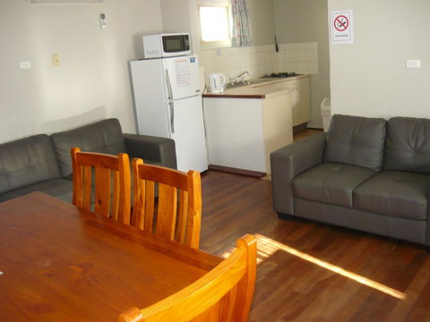 Albany Apartments - Darwin Holiday 3