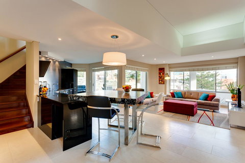 Cottesloe Contemporary Villa - Darwin Holiday 9