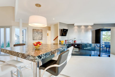 Cottesloe Contemporary Villa - Darwin Holiday 3