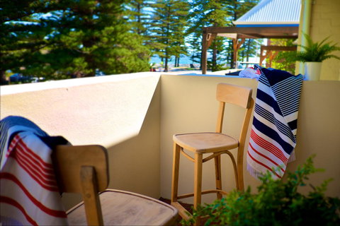 Cottesloe Artist's Beach Retreat - Darwin Holiday 19