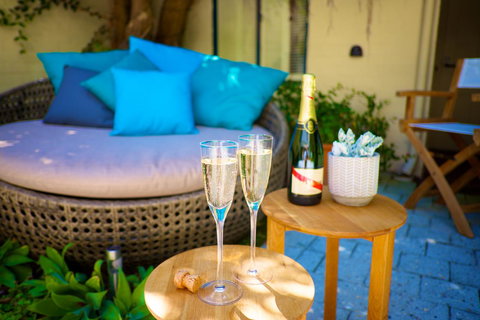 Cottesloe Artist's Beach Retreat - Darwin Holiday 29