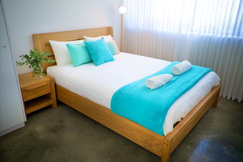 Cottesloe Artist's Beach Retreat - Darwin Holiday 0