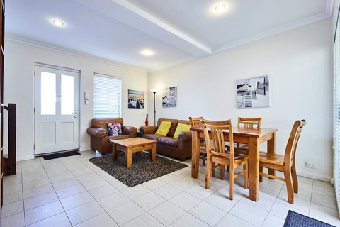 Fremantle Townhouse U/5 - Darwin Holiday 4