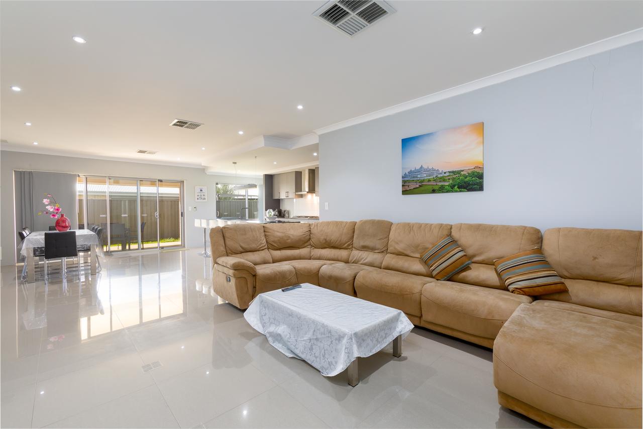 Harrisdale WA Darwin Holiday