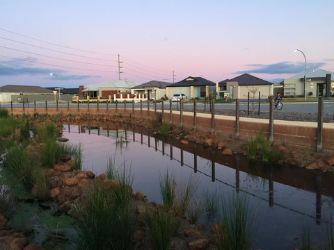 Rainbow Dream House - Darwin Holiday 31