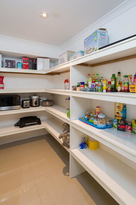 Rainbow Dream House - Darwin Holiday 20