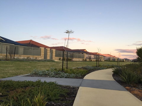 Rainbow Dream House - Darwin Holiday 30