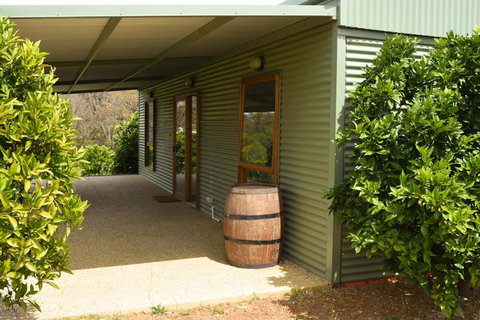 Swan Valley Sisters - Darwin Holiday 20