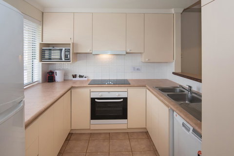 Bayshore Beachside Resort - Darwin Holiday 24