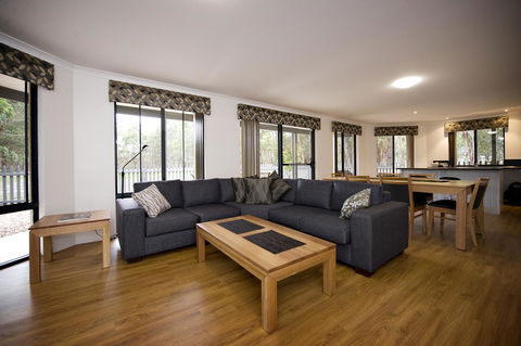 Margaret River Hideaway & Farmstay - Darwin Holiday 3