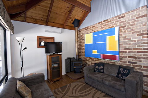 Margaret River Hideaway & Farmstay - Darwin Holiday 11