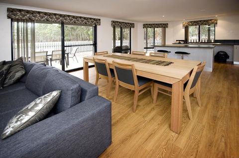 Margaret River Hideaway & Farmstay - Darwin Holiday 1