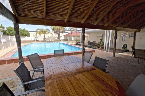 Bunbury Motel And Apartments - Darwin Holiday 4